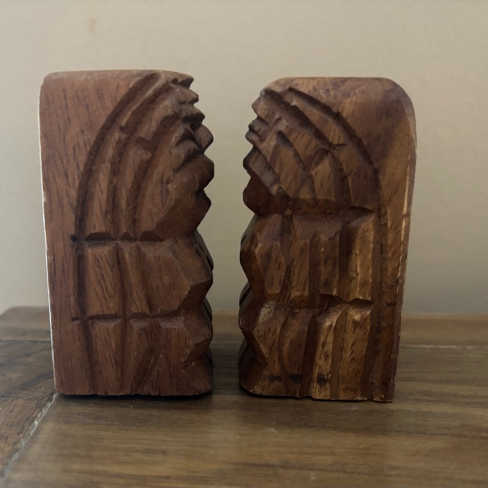 Vintage Wooden Carved Tiki Salt & Pepper Shakers UNUSED - Picture 4 of 11